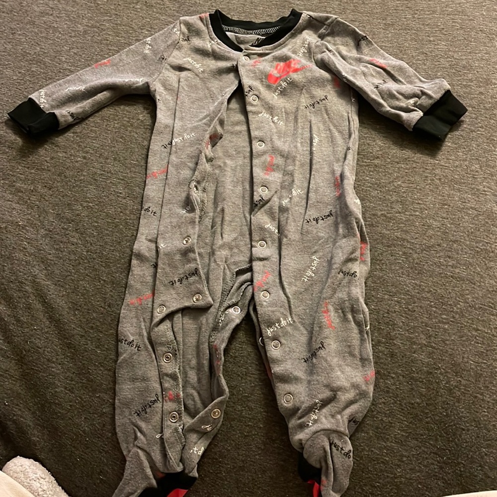 Baby clothes